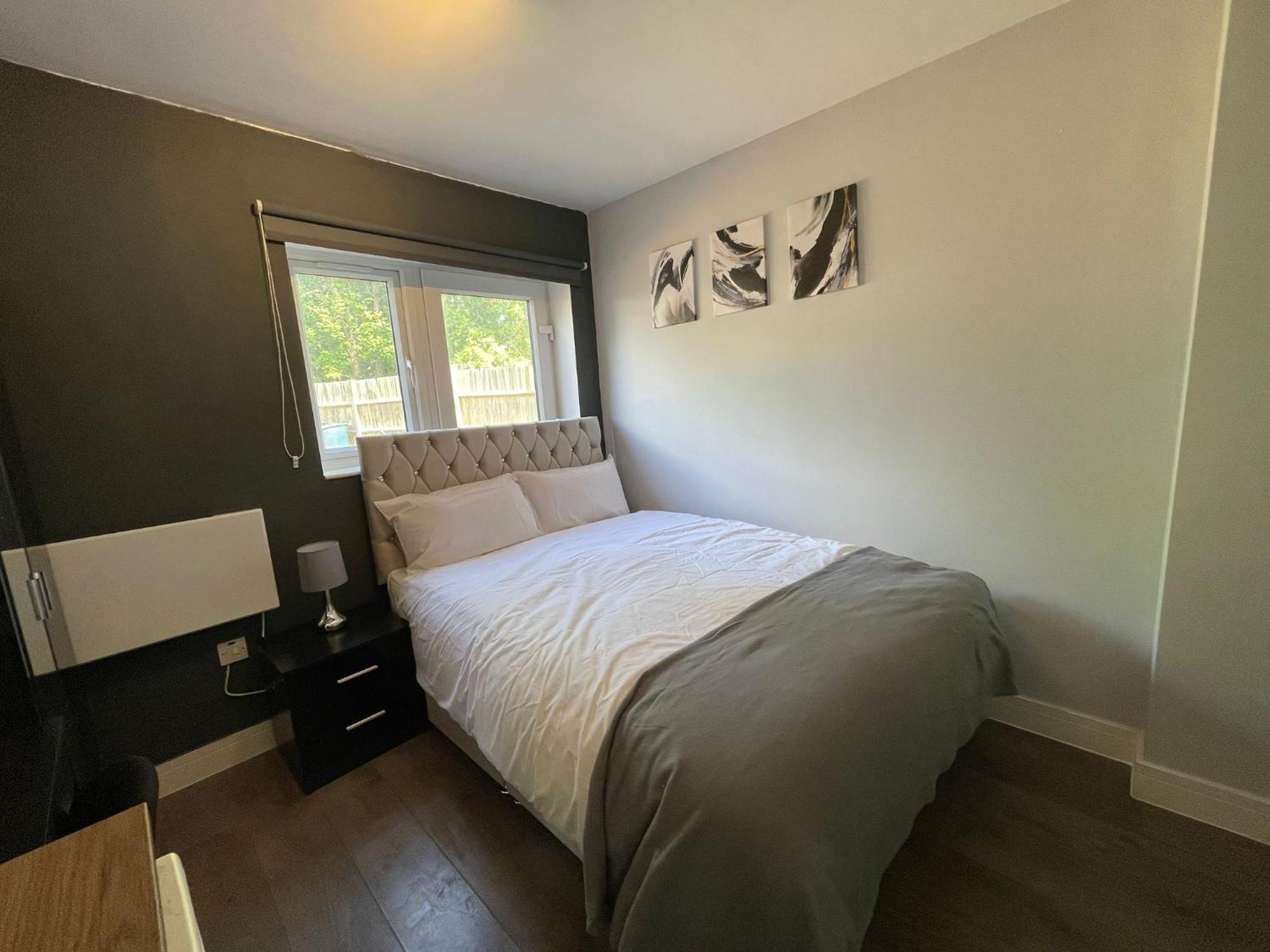 Letzi Premium Cozy Retreat Private En-Suite Rooms, Wembley London Exterior photo