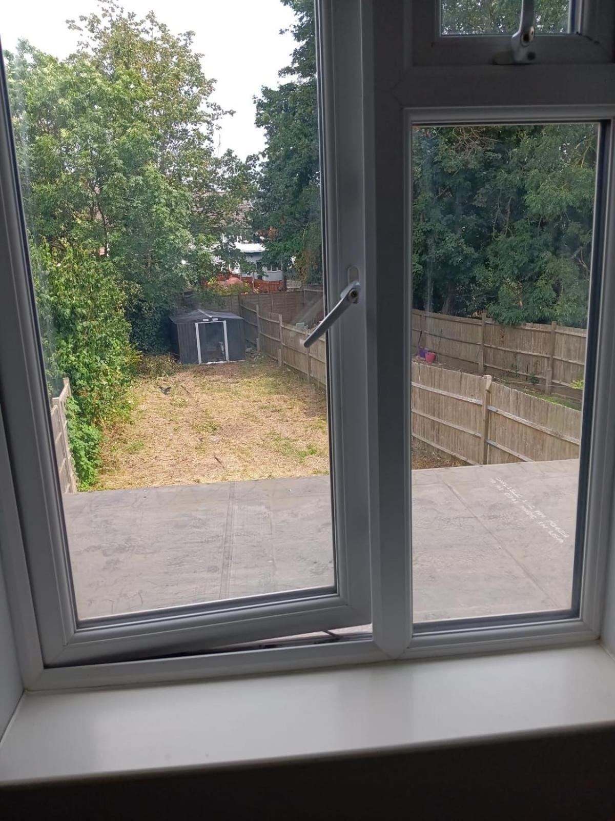 Letzi Premium Cozy Retreat Private En-Suite Rooms, Wembley London Exterior photo